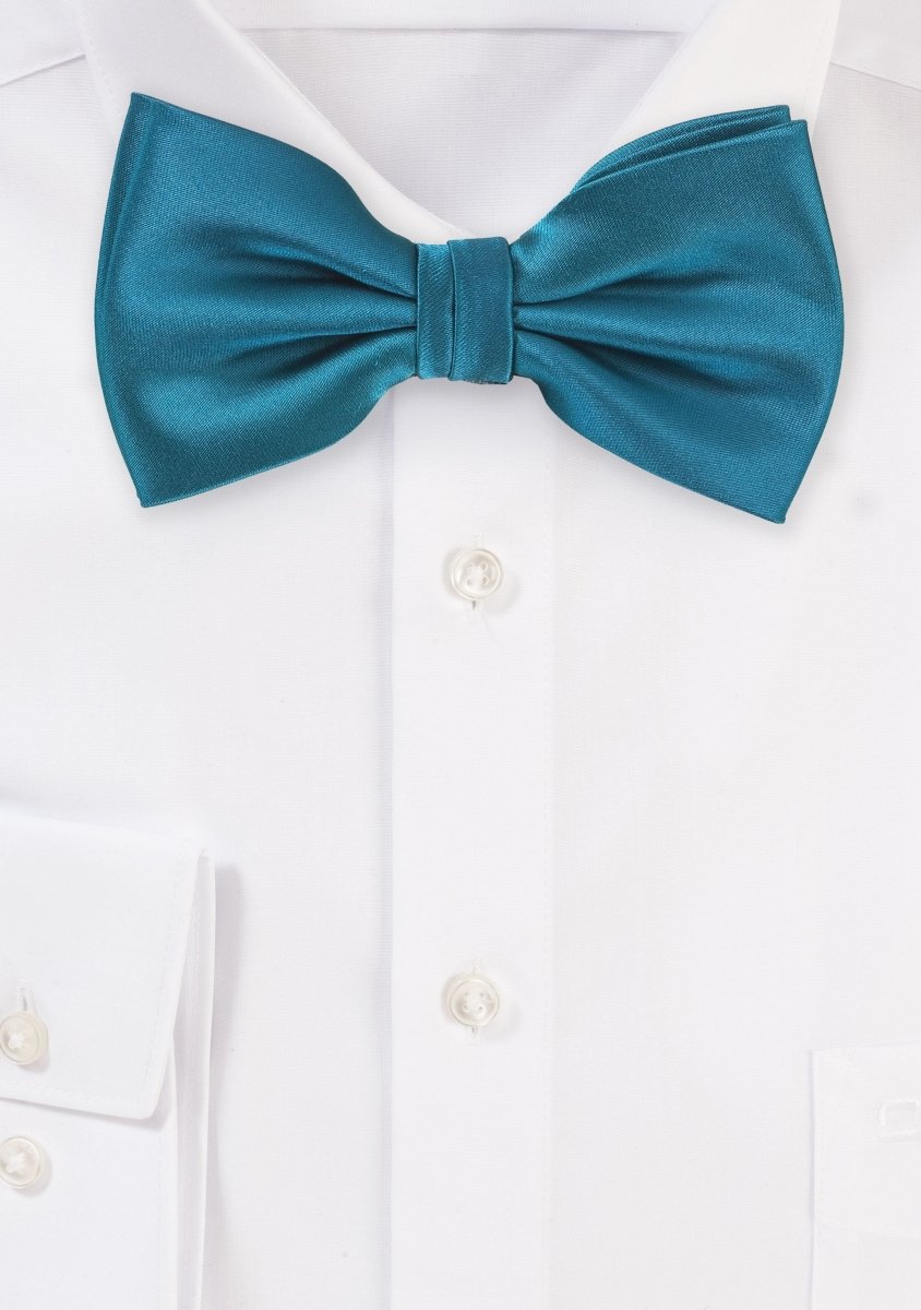 Oasis Solid Bowtie