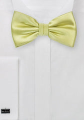 Pear Solid Bowtie